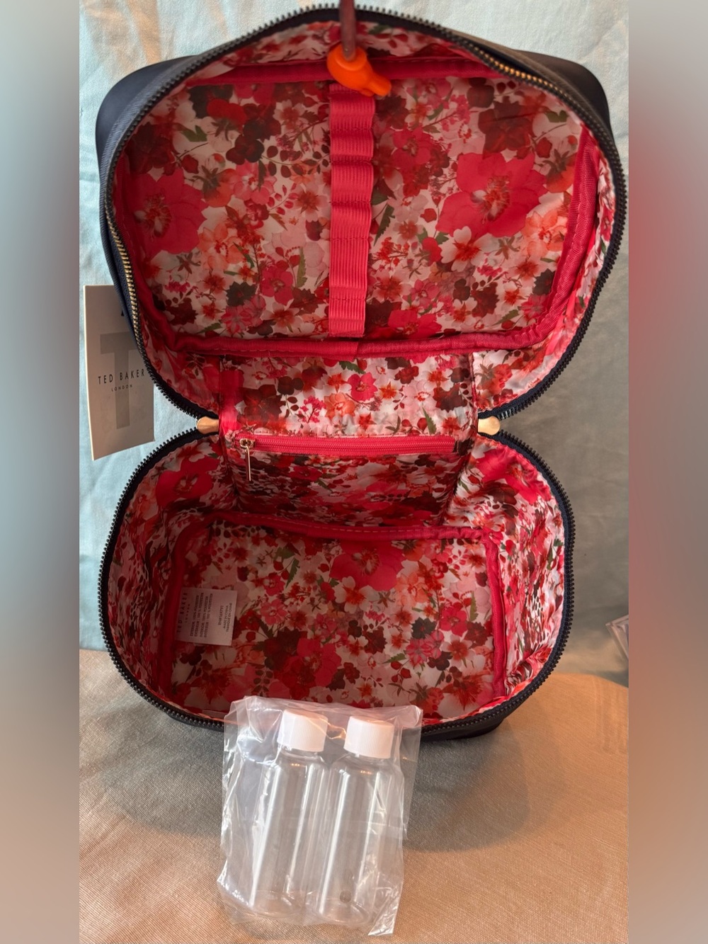 Ted Baker Navy Blue Cosmetic Travel Bag Gold Zipper & Colorful Floral Interior - Picture 7 of 7